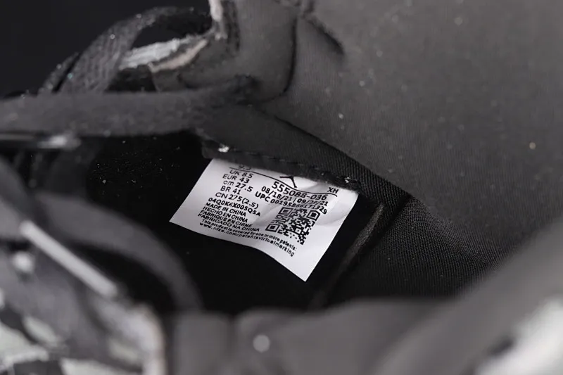 All categories Air Jordan Jordan series basketball shoes Air Jordan 1 High Air Jordan 1 High OG "Rebellionaire" AJ1 Joe 1 black and gray banned "Rebelionaire" high-top basketball shoes 555088-036